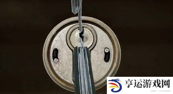 消逝的光芒怎么开锁 消逝的光芒怎么扔爆竹