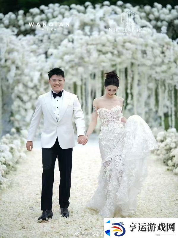 真好兄弟！Uzi和aomimi补办婚礼-Ming当伴郎-亲吻乌兹侧脸