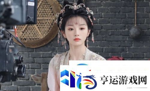 逐玉未播先火-张凌赫解锁发冠新造型-和田曦薇同框太般配