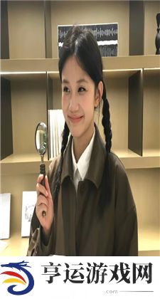 YSL蜜桃色WWW：感受彩妆与生活的完美融合