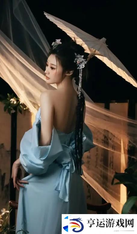 国产精华一曲二曲三曲：如何在全球化浪潮中展现独特的艺术价值？