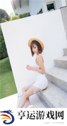 多男主1v3：爱情与权力的复杂交织
