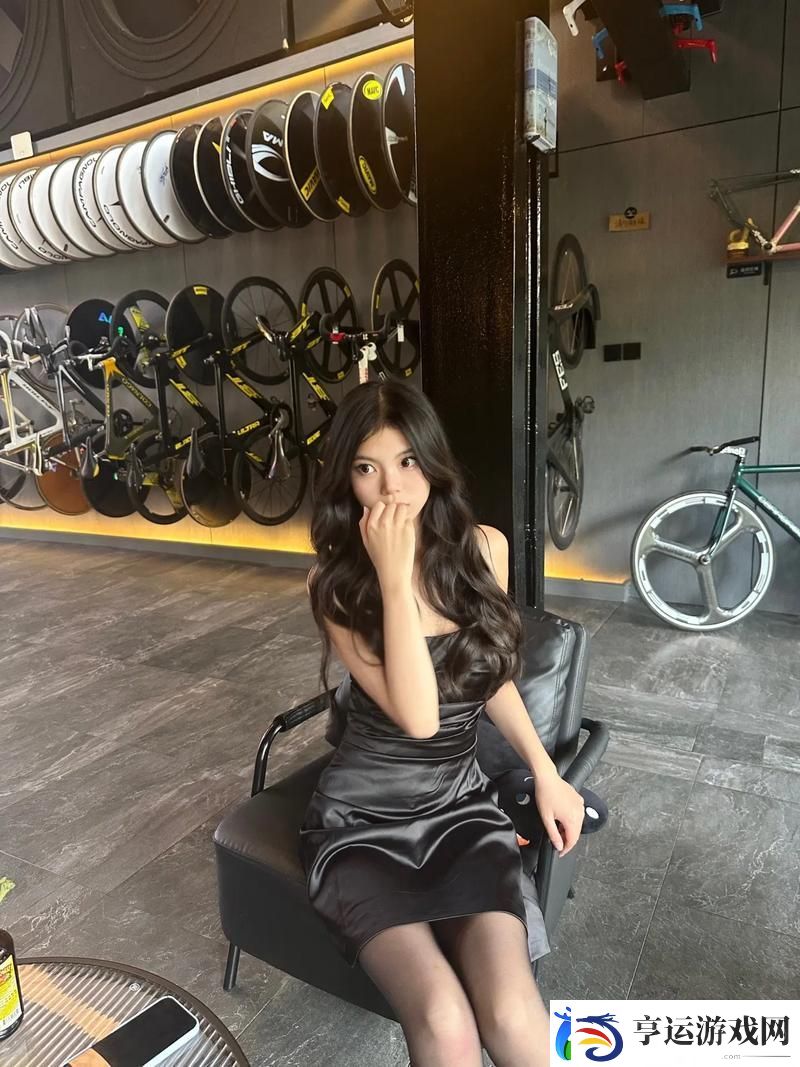 中国大陆女rapper18岁仙火爆上线-平台：易云音乐