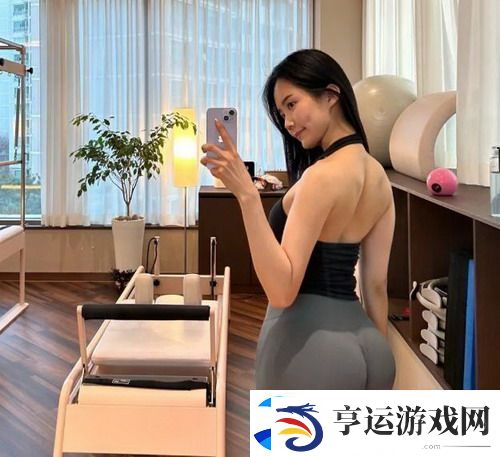 我丰满的岳母50岁了：岁月的沉淀-生活的智慧-温暖的陪伴！
