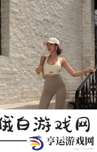 中午妈妈在厨房做饭-切菜、翻炒、摆盘-网友：家的味道真好啊！