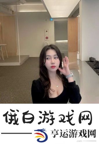 美女和男生一起努力的生猴子，网友：这简直是为爱情而生的奋斗史，太感人了！