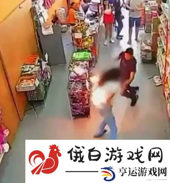 巴西一女子手机在裤兜中爆炸-型号是Moto-E32