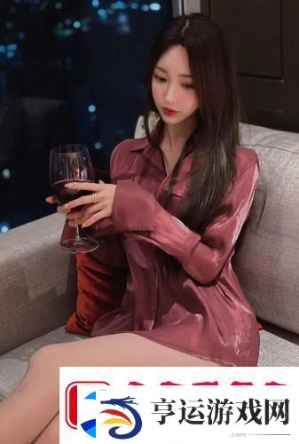 日本夫妻二人一起入住酒店体验浪漫与温馨网友：完美的度假方式！