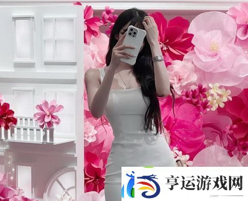 扒开纲手狂揉难受 3D 动漫同人抱枕：追梦者们的二次元狂欢，拯救无聊生活的神奇法宝！
