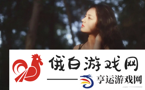 混乱小镇售票员用b检票txt意外热潮，网友：精彩桥段引发共鸣，文字表现力超强！
