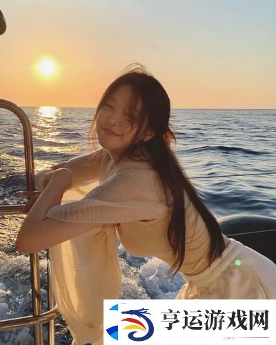 免费csgo暴躁少女的疯狂游戏之旅，网友：她是电竞界的“火山”！