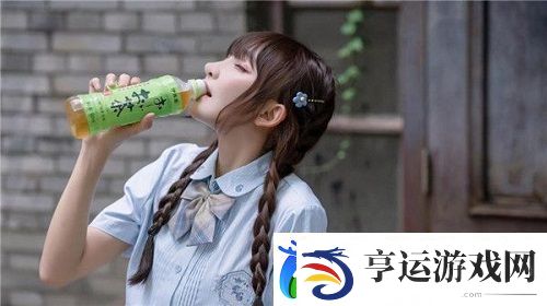 年轻女教师3韩国-观众称：教师的责任与情感困境-打破传统刻板印象!