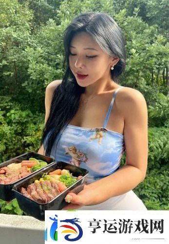 瞒着老公说晚上公司加班日剧-网友：这波操作堪比“躺平式”生存-真是绝了！
