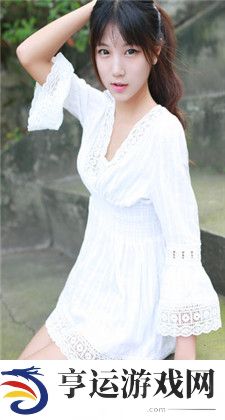 40岁的大叔压在20岁的女生：岁月差距与情感碰撞